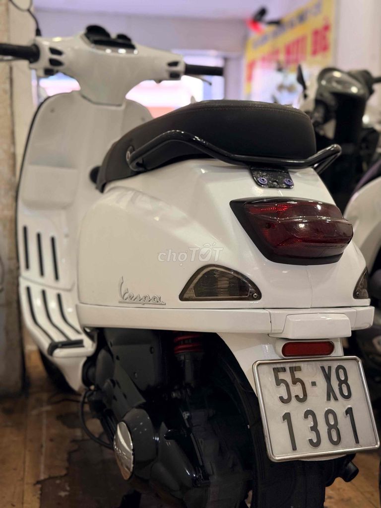 Piaggio Vespa 2013 - ảnh 4