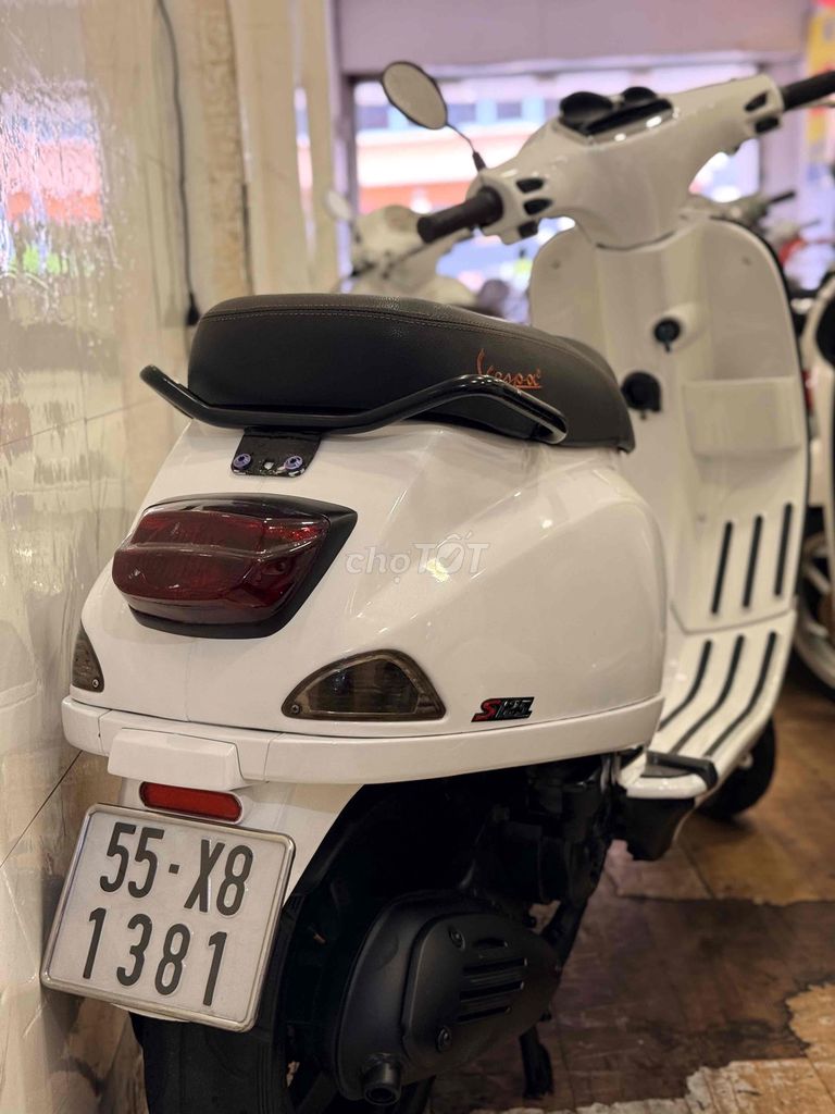 Piaggio Vespa 2013 - ảnh 5