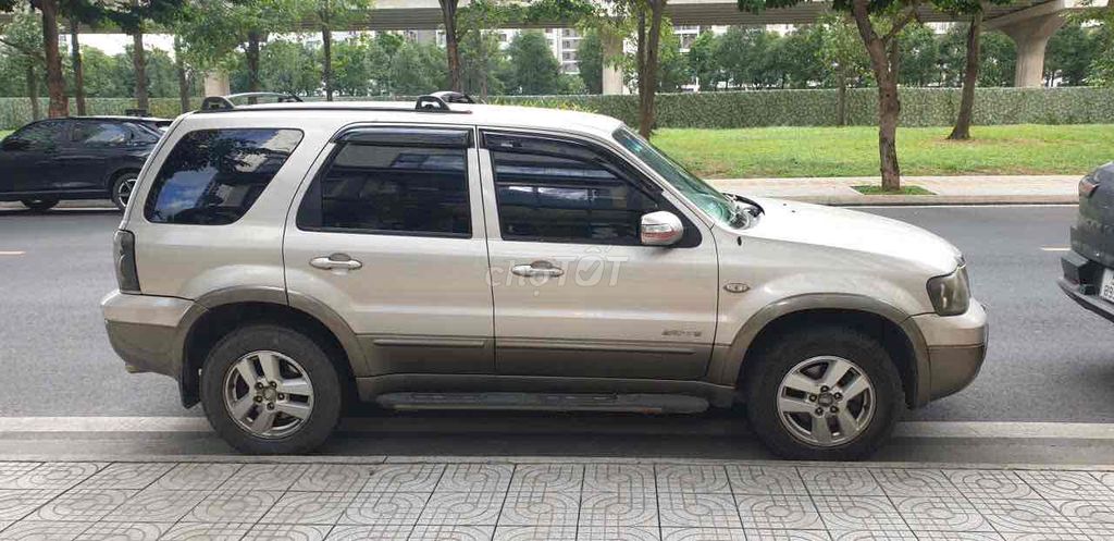 Ford Escape 2008 - ảnh 2