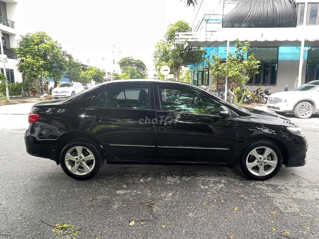 Toyota 2012 - ảnh 3