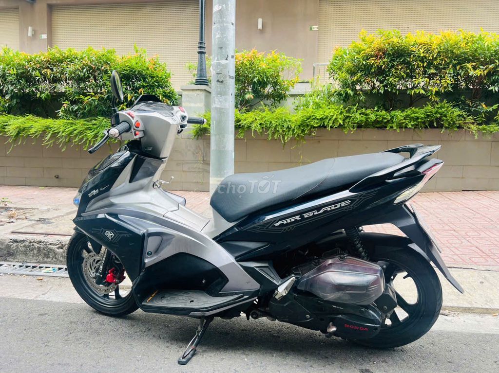 Honda Air Blade 2018 - ảnh 1