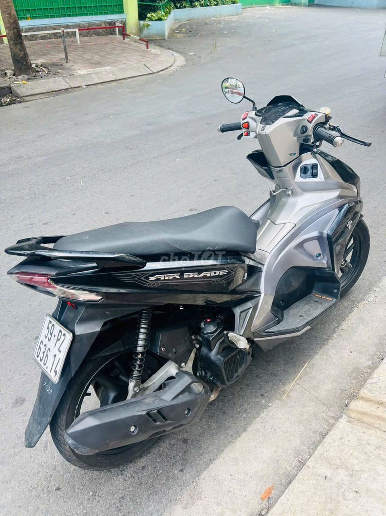 Honda Air Blade 2018 - ảnh 2