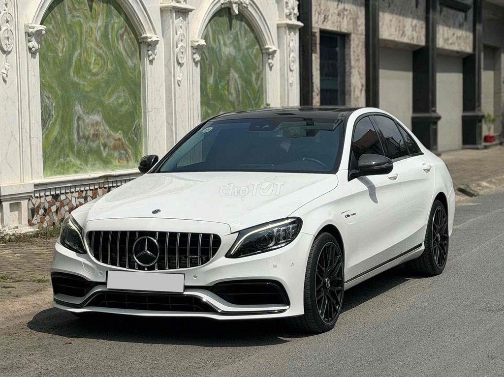 Mercedes-Benz - ảnh 1