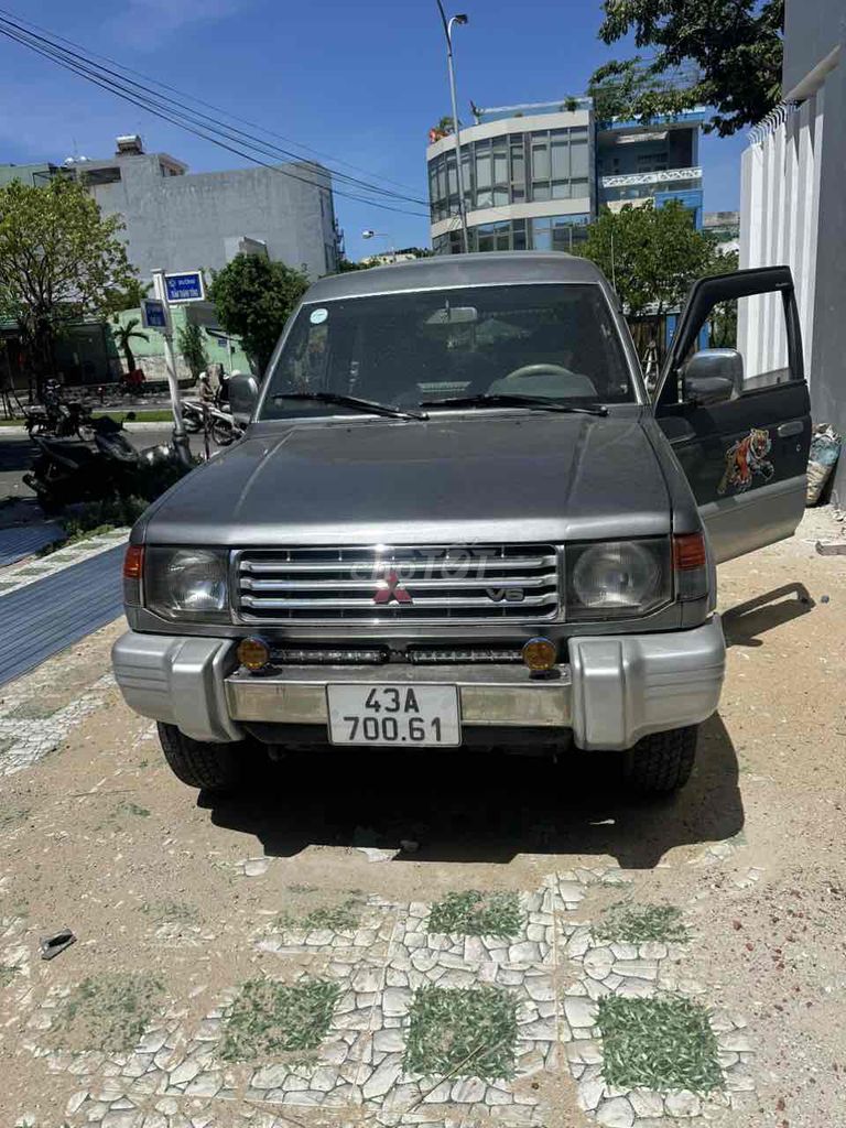 Mitsubishi Pajero 2004 - ảnh 1