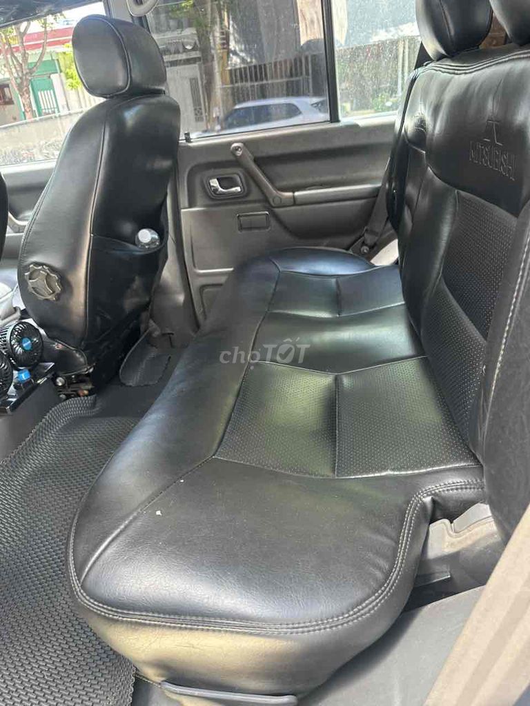 Mitsubishi Pajero 2004 - ảnh 5