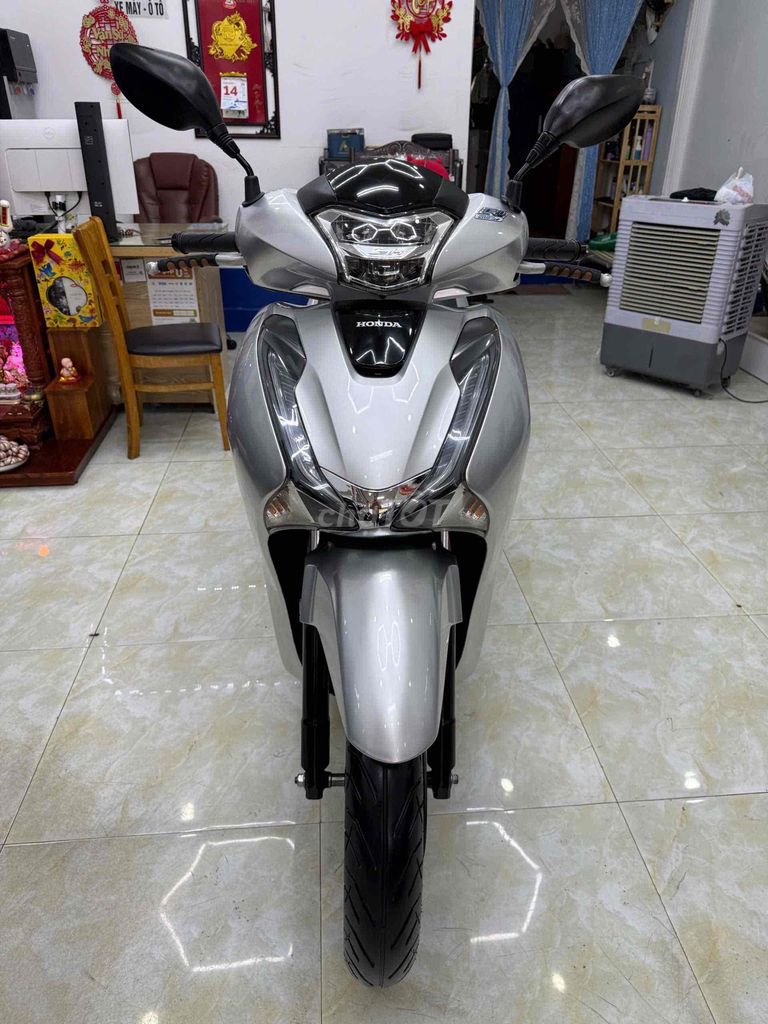 Honda SH 2017 - ảnh 1