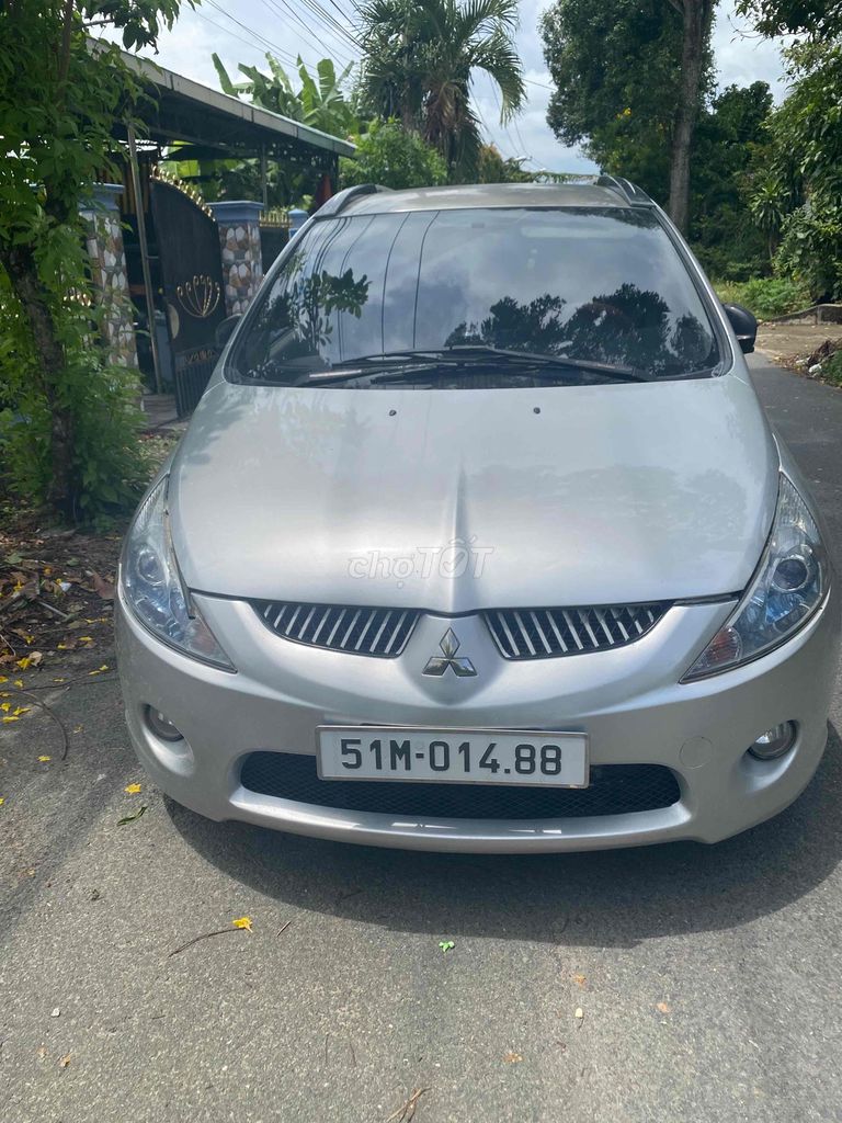 Mitsubishi Grandis 2008 - ảnh 1
