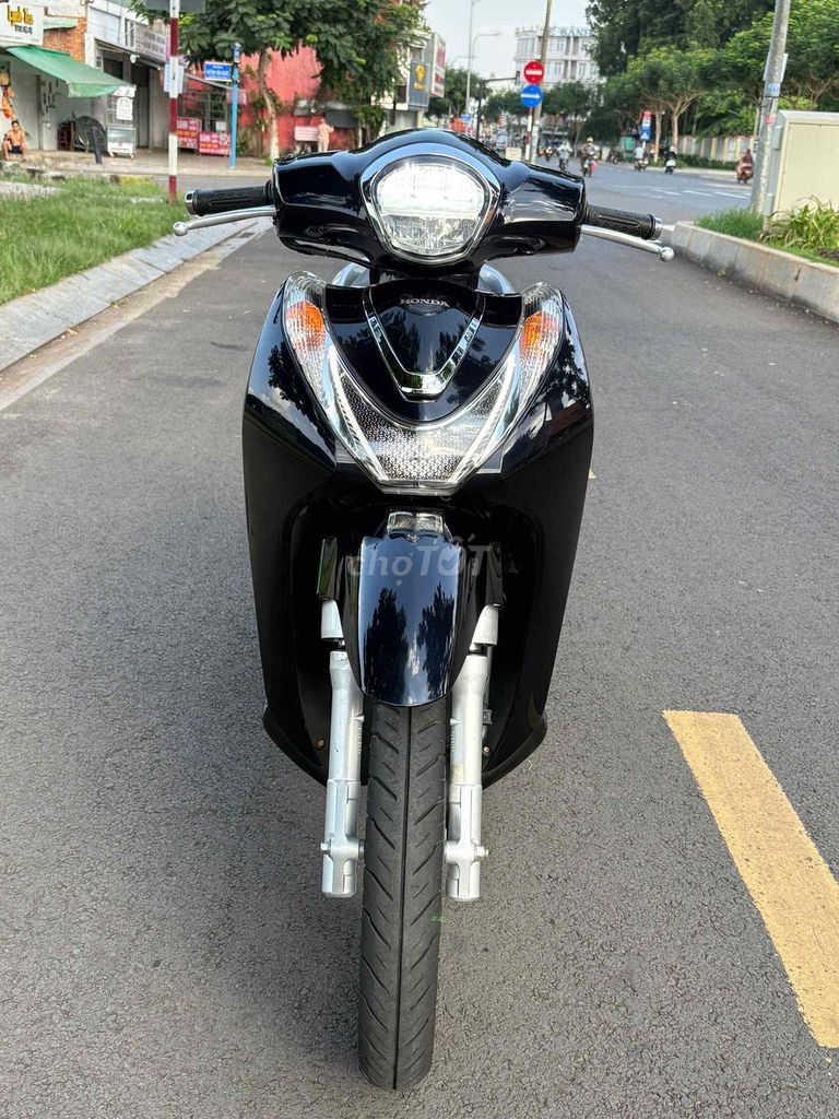 Honda SH Mode 2021 - ảnh 1
