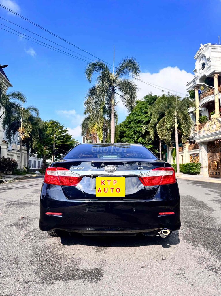 Toyota Camry 2.5Q 2013 - ảnh 2