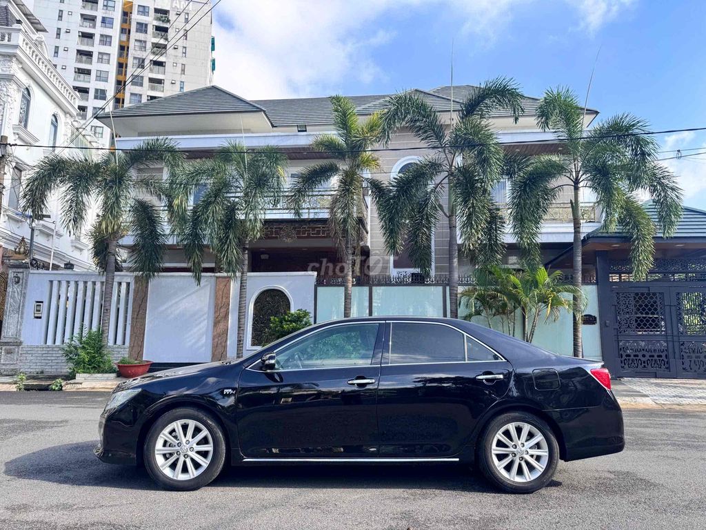 Toyota Camry 2.5Q 2013 - ảnh 4