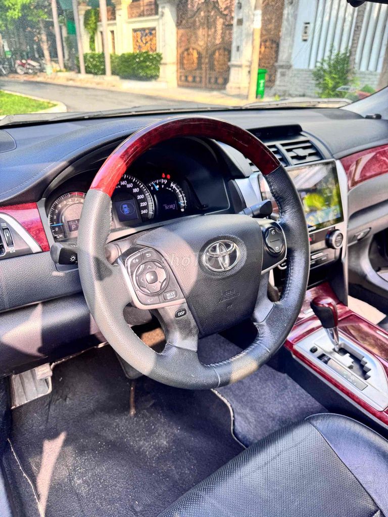 Toyota Camry 2.5Q 2013 - ảnh 5