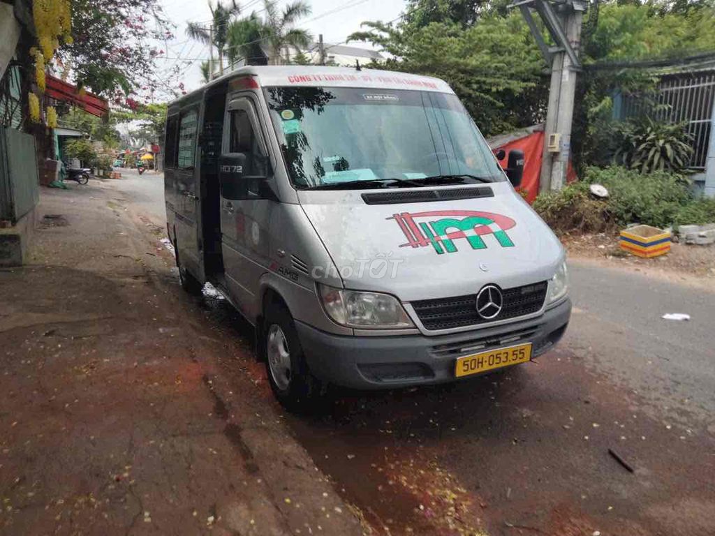 Mercedes-Benz Sprinter 2011 - ảnh 5