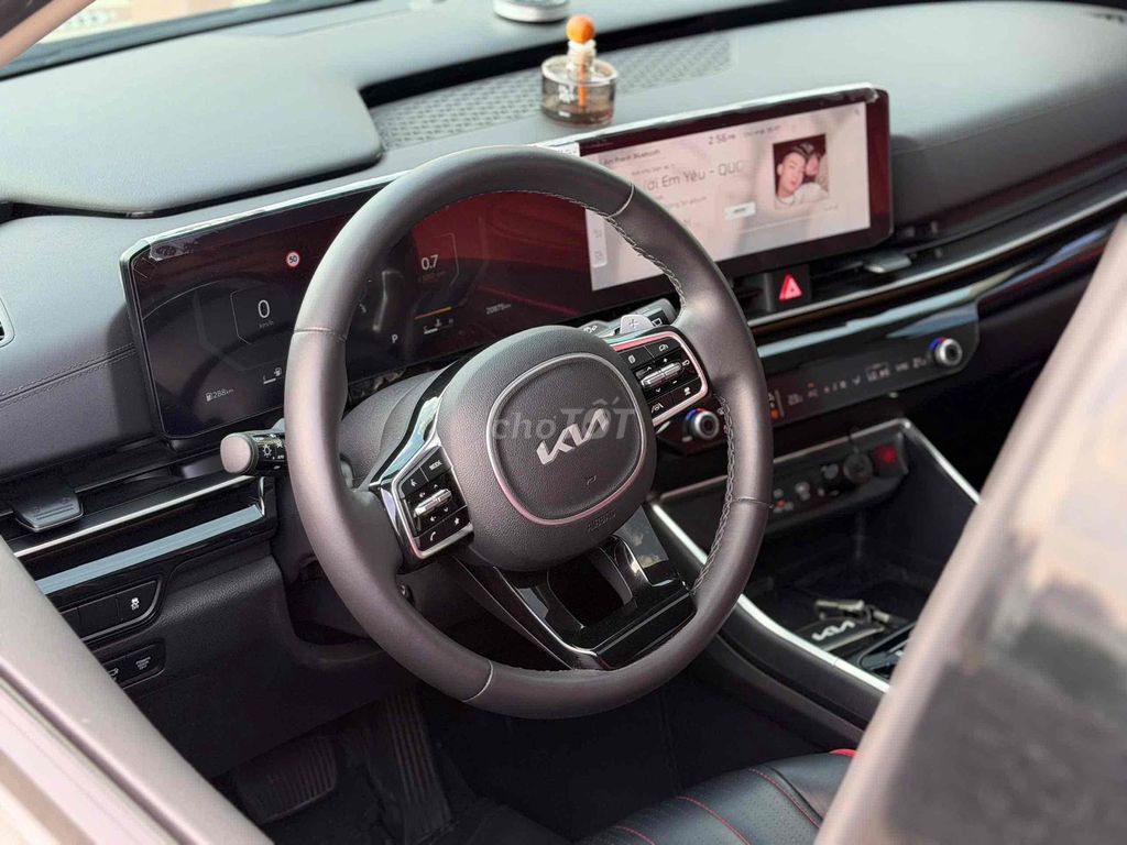 Kia Carnival 2025 - ảnh 4