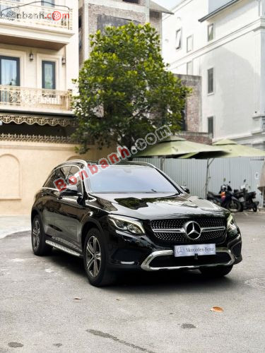 Mercedes-Benz 2019 - ảnh 1