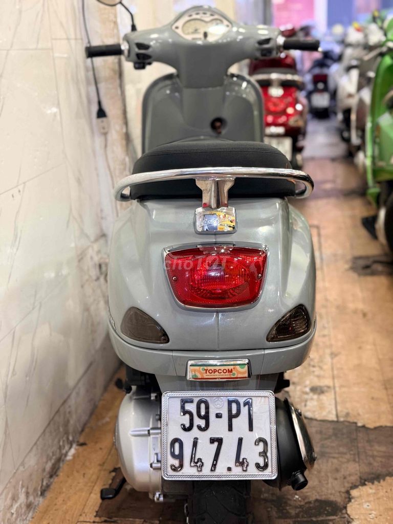 Piaggio Vespa 2015 - ảnh 5
