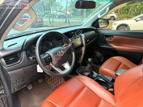 Toyota Fortuner 2.4G 4x2 MT 2019 - ảnh 4