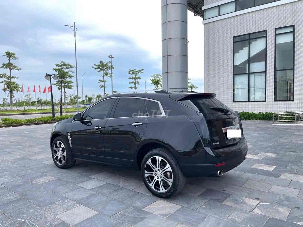 Cadillac 2010 - ảnh 3