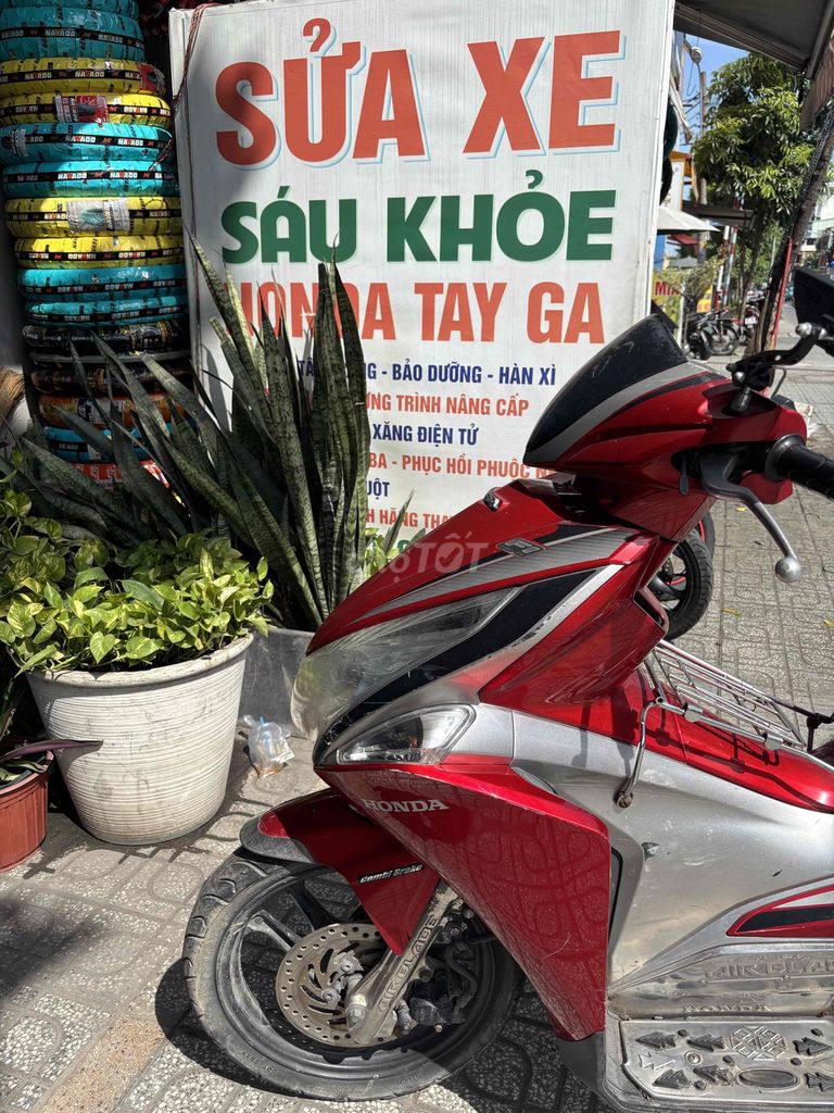 Honda Air Blade 2011 - ảnh 2