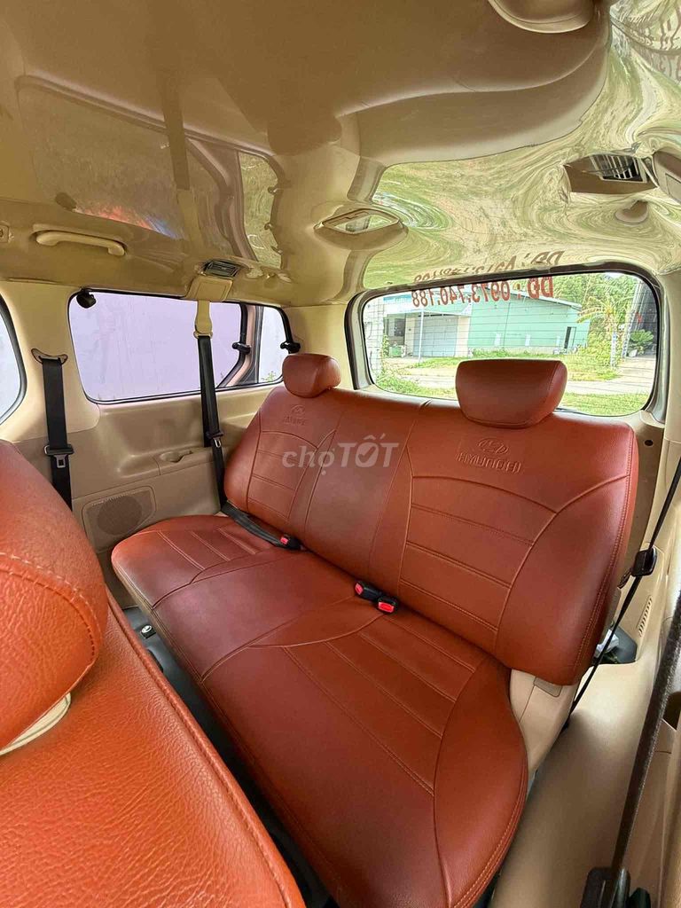 Hyundai Starex - ảnh 3