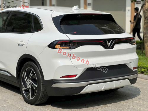 VinFast VF8 Eco AWD 2023 - ảnh 4