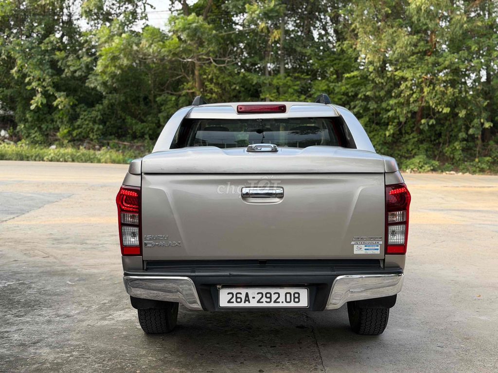 Isuzu 2016 - ảnh 3