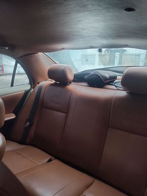 Toyota Corolla - ảnh 1