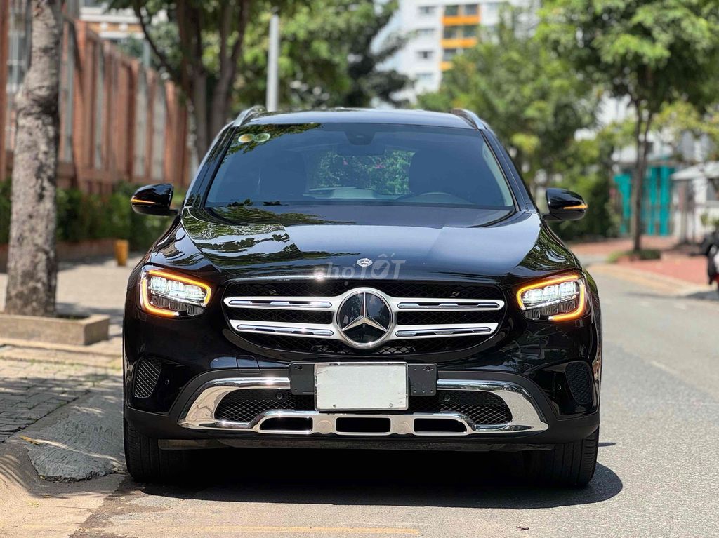Mercedes-Benz 2021 - ảnh 1