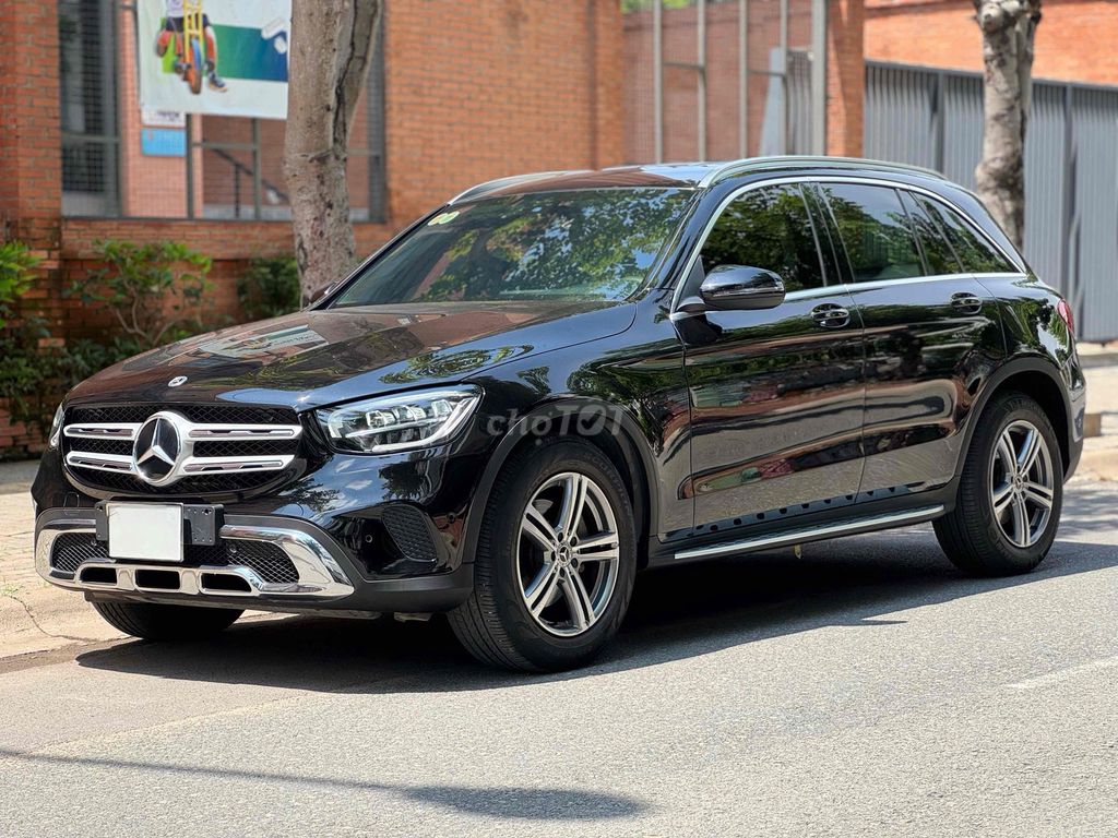 Mercedes-Benz 2021 - ảnh 2