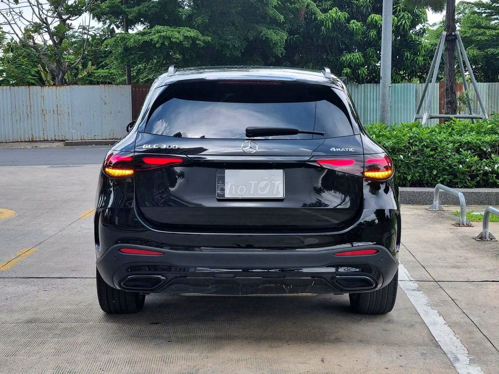Mercedes-Benz 2024 - ảnh 4