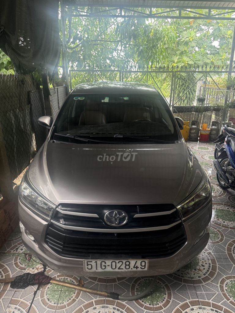 Toyota Innova 2.0E 2018 - ảnh 1
