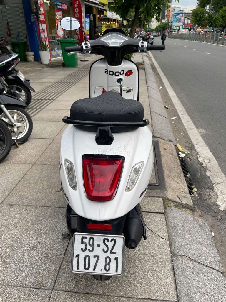 Piaggio Vespa 2015 - ảnh 4