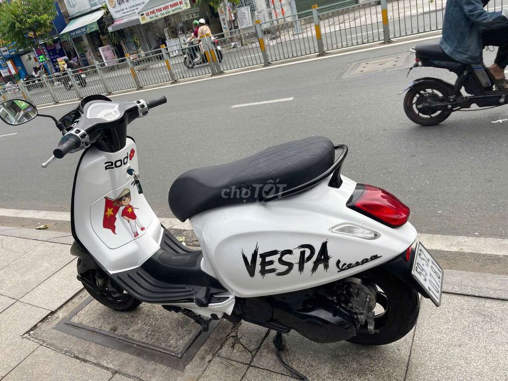 Piaggio Vespa 2015 - ảnh 5