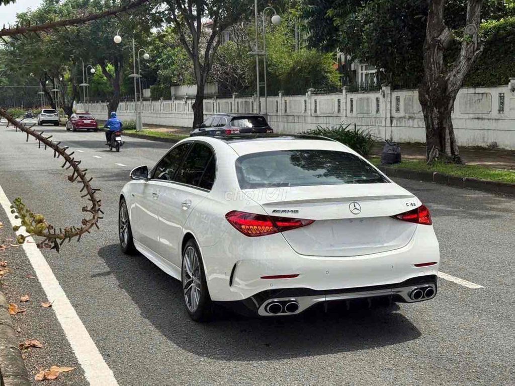 Mercedes-Benz 2023 - ảnh 5