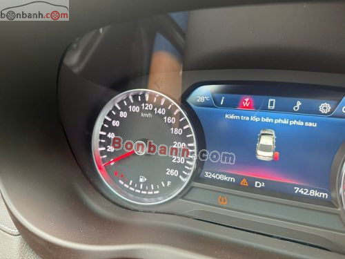 VinFast Lux A 2.0 Plus 2.0 AT 2020 - ảnh 4