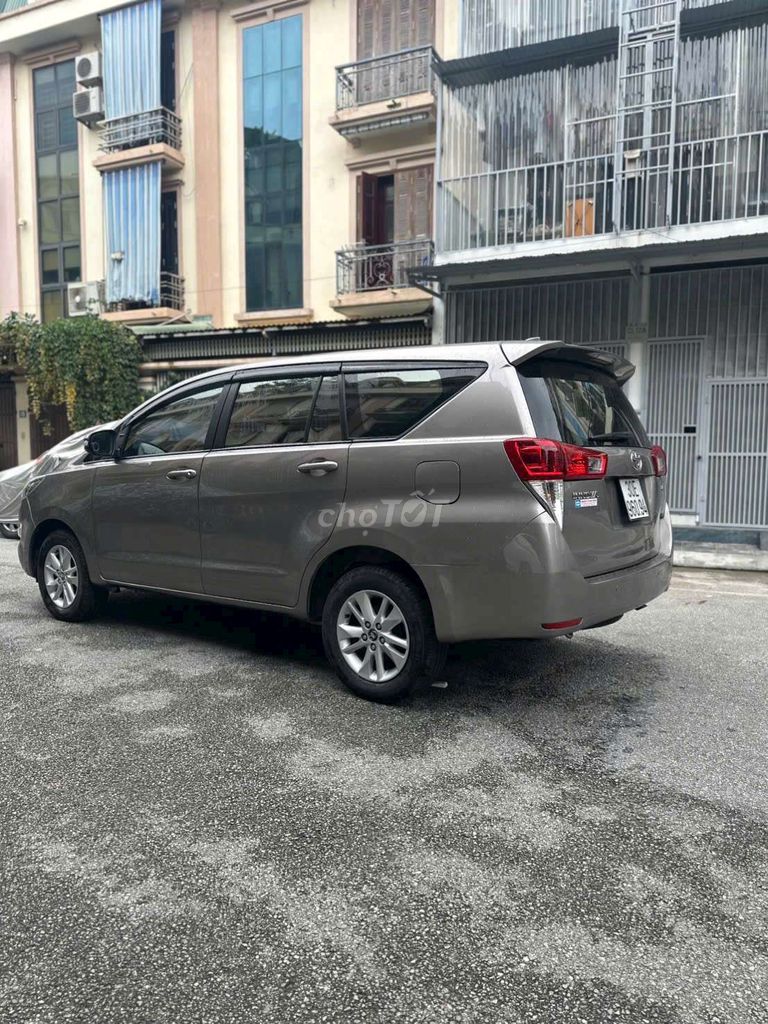 Toyota Innova 2017 - ảnh 4