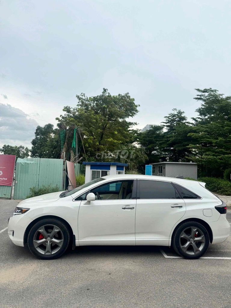 Toyota Venza 2009 - ảnh 3