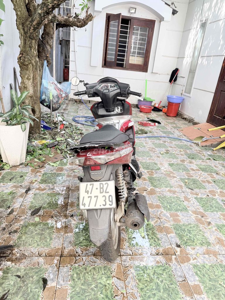 Honda Air Blade 2010 - ảnh 3