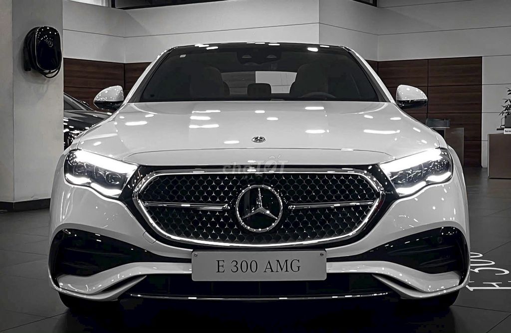 Mercedes-Benz 2025 - ảnh 3