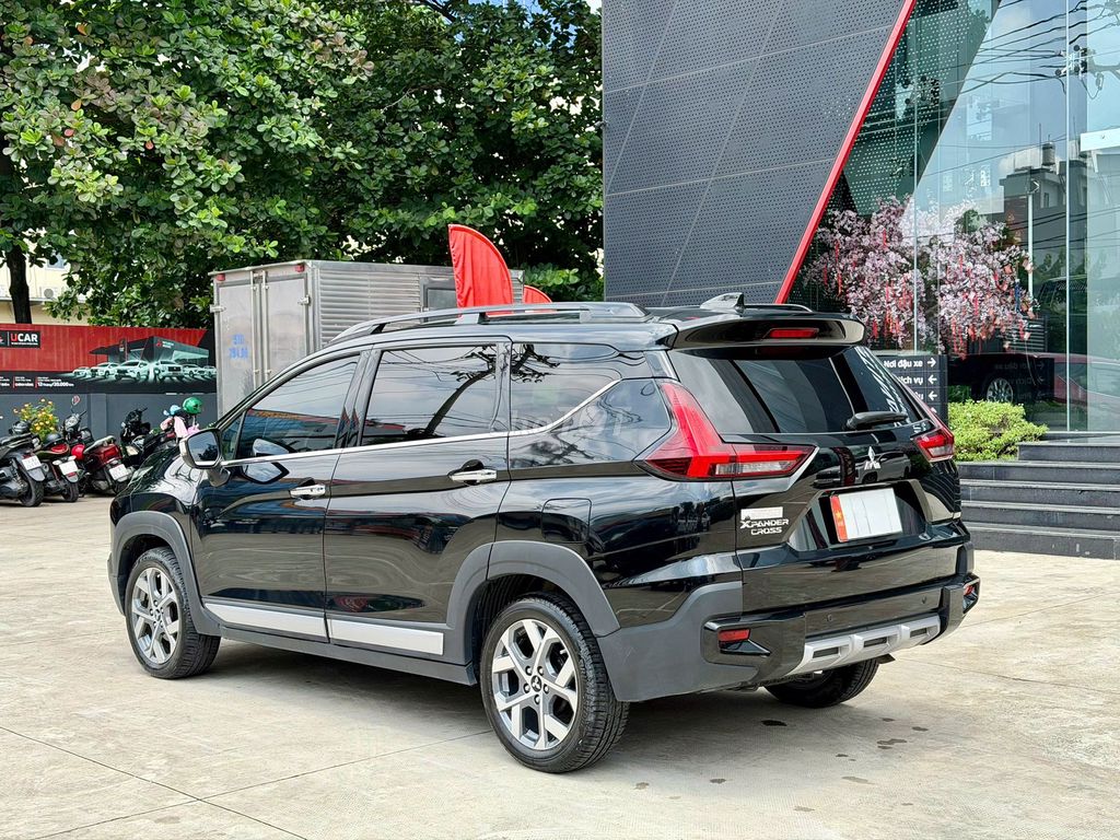 Mitsubishi Xpander Cross 2023 - ảnh 4