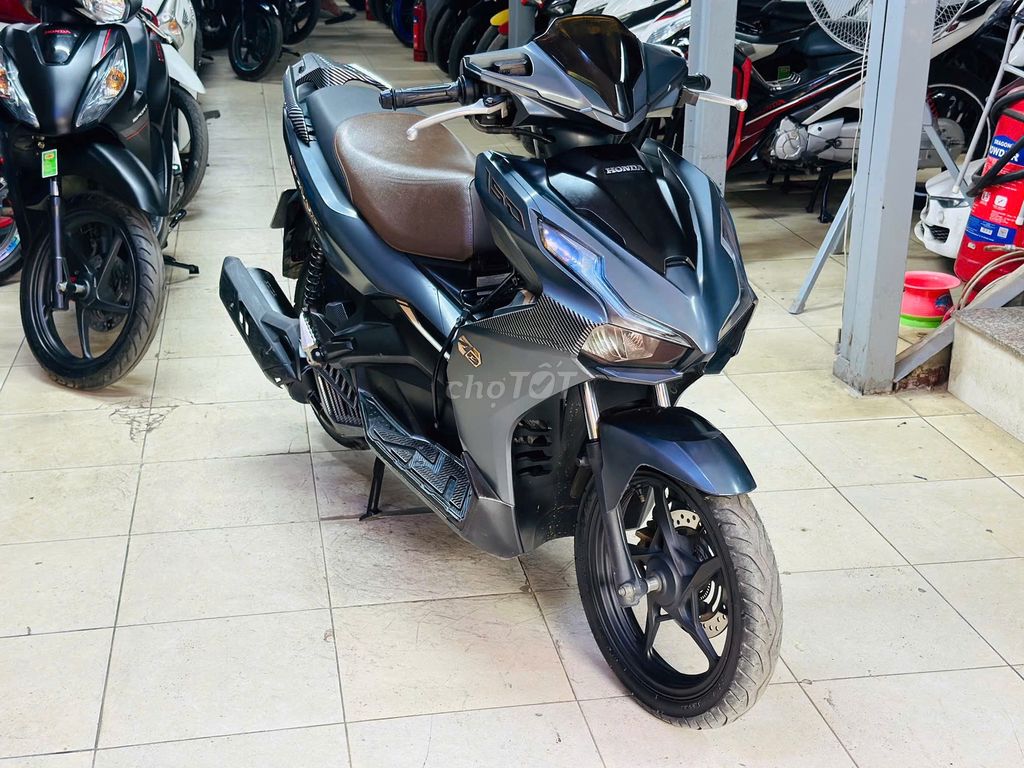 XE M 2021 - ảnh 1