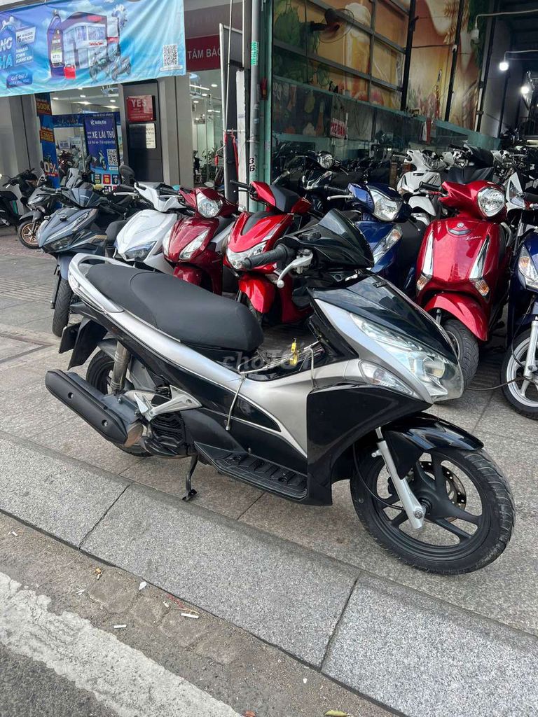 Honda Air Blade 2012 - ảnh 4