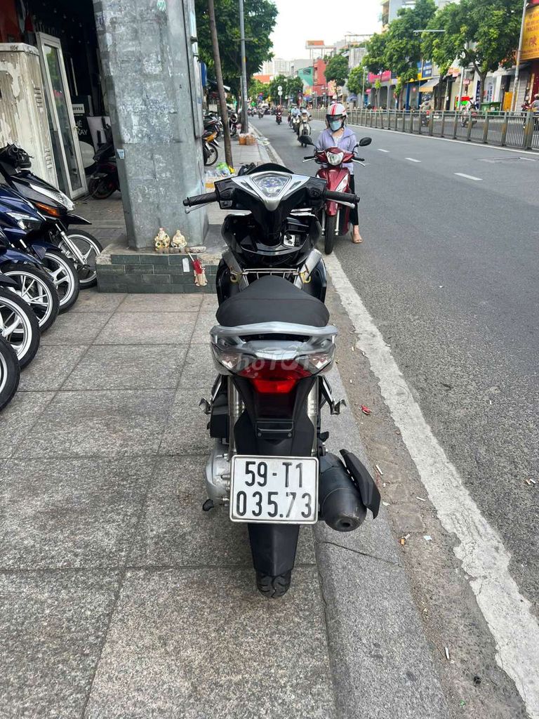 Honda Air Blade 2012 - ảnh 5