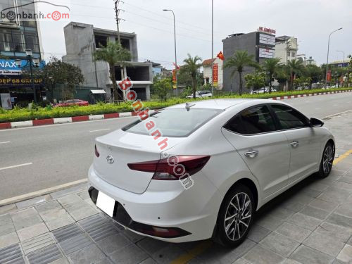 Hyundai Elantra 2.0 AT 2020 - ảnh 4