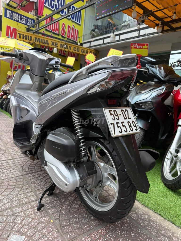 Honda Air Blade 2019 - ảnh 4