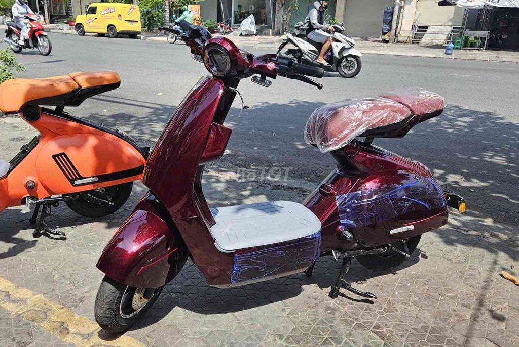 Piaggio 2026 - ảnh 1