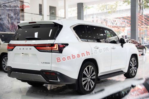 Lexus LX 600 Urban 2023 - ảnh 3
