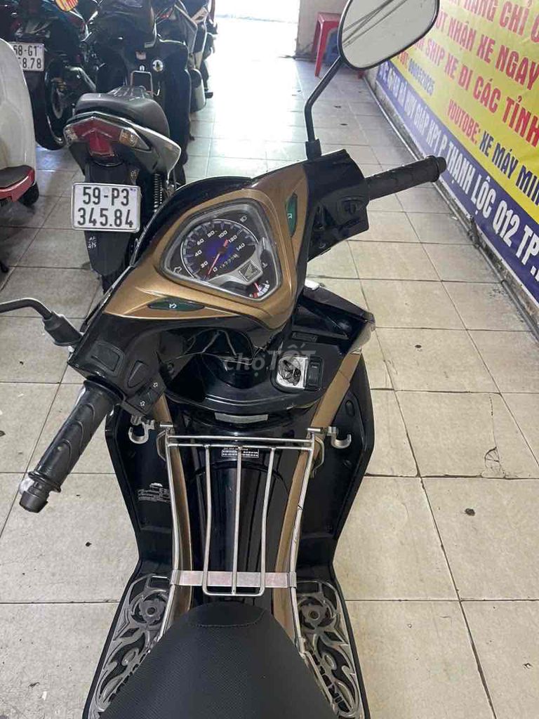 Honda Air Blade 2012 - ảnh 5