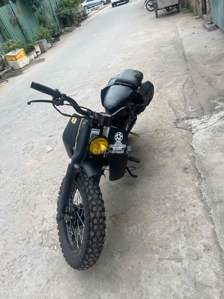 Honda 1993 - ảnh 1