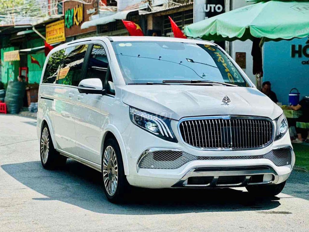 Mercedes-Benz - ảnh 1