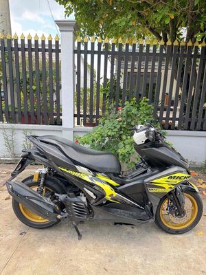 Yamaha NVX 2017 - ảnh 1